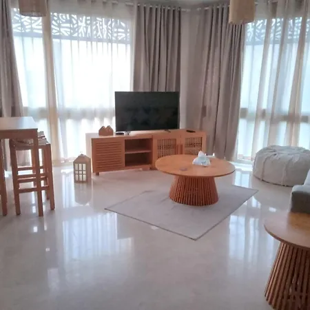M8 Free Access To The Beach And Pool